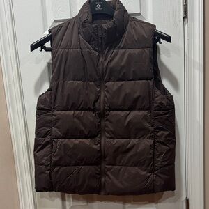 GAP Chocolate Brown ColdControl Vest